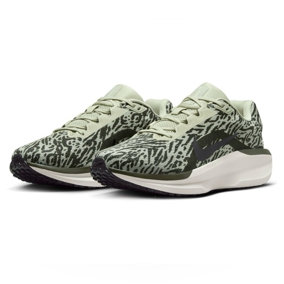 Nike Shoes - Women’s Nike Winflo 11 Road Running Shoes, Olive Aura Animal Print, 10 NEW